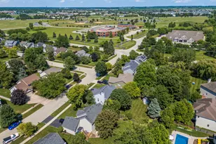571 Lakeview Dr, Oswego, IL 60543 - Photo 34
