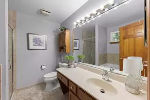 571 Lakeview Dr, Oswego, IL 60543 - Photo 16