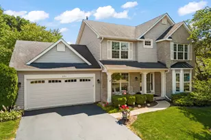571 Lakeview Dr, Oswego, IL 60543 - Photo 1