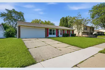 206 Judy Lane, Streamwood, IL 60107 - Photo 2