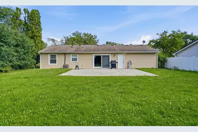 206 Judy Lane, Streamwood, IL 60107 - Photo 6