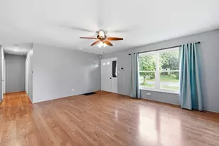 206 Judy Ln, Streamwood, IL 60107 - Photo 22