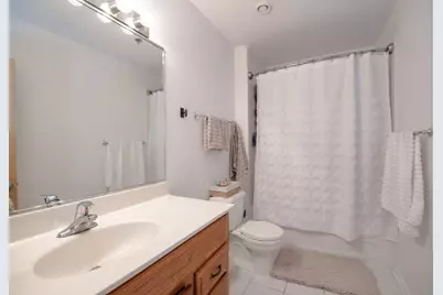1645 W Ogden Avenue #440, Chicago, IL 60612 - Photo 10