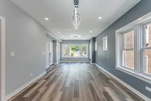 5131 W Roscoe St, Chicago, IL 60641 - Photo 6