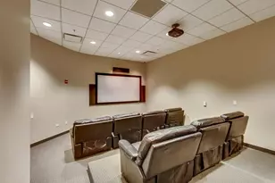 240 E Illinois St, Chicago, IL 60611 - Photo 28