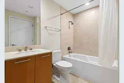 240 E Illinois Street #1511, Chicago, IL 60611 - Photo 14