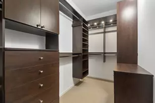 240 E Illinois St, Chicago, IL 60611 - Photo 12
