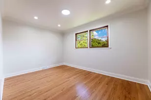 9S215 Florence Ave, Downers Grove, IL 60516 - Photo 20