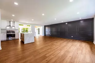 9S215 Florence Ave, Downers Grove, IL 60516 - Photo 4