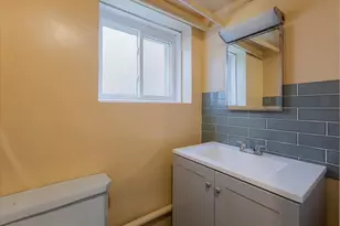 6515 N Maplewood Ave, Chicago, IL 60645 - Photo 28