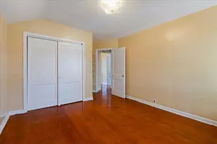 6515 N Maplewood Ave, Chicago, IL 60645 - Photo 26
