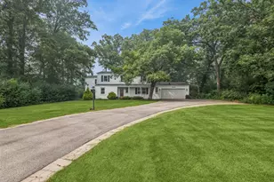 2910 Cherokee Ln, Riverwoods, IL 60015 - Photo 24