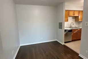 1928 Jackson Ave, Evanston, IL 60201 - Photo 6