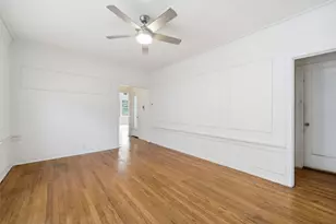 7806 S Cregier Ave, Chicago, IL 60649 - Photo 6