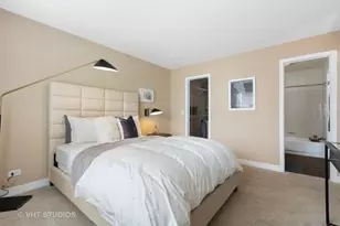 24 Sterling Cir, Wheaton, IL 60189 - Photo 14