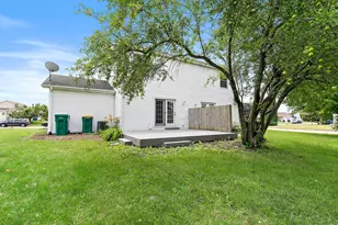 1435 Moluf St, Dekalb, IL 60115 - Photo 16