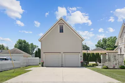325 N State Street, Marengo, IL 60152 - Photo 32