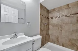 5035 S Kilpatrick Ave, Chicago, IL 60632 - Photo 8