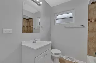 5035 S Kilpatrick Ave, Chicago, IL 60632 - Photo 12