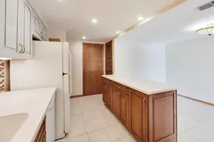 1365 Ashland Ave, Des Plaines, IL 60016 - Photo 16