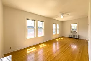216 Wilcox Ave, Elgin, IL 60123 - Photo 4