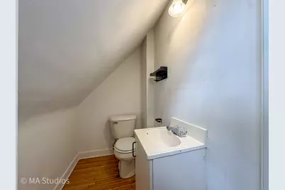 216 Wilcox Avenue, Elgin, IL 60123 - Photo 20