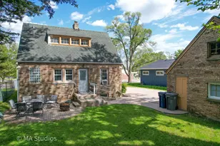 216 Wilcox Ave, Elgin, IL 60123 - Photo 38