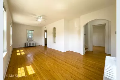 216 Wilcox Avenue, Elgin, IL 60123 - Photo 6