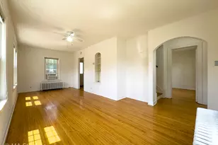 216 Wilcox Ave, Elgin, IL 60123 - Photo 6