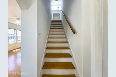 216 Wilcox Avenue, Elgin, IL 60123 - Photo 14