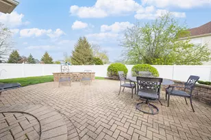 12819 Waterford Blvd, Plainfield, IL 60585 - Photo 4