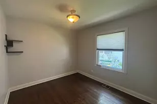 2224 Foster St, Evanston, IL 60201 - Photo 12