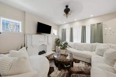 7614 S Carpenter Street, Chicago, IL 60620 - Photo 2