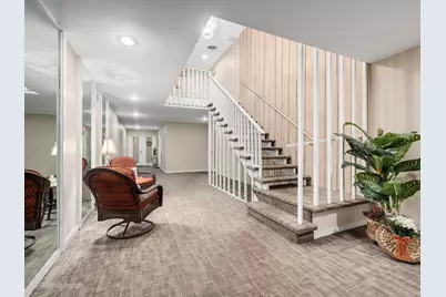 1S055 Spring Road #2C, Oakbrook Terrace, IL 60181 - Photo 2