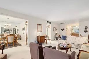 1S055 Spring Rd, Oakbrook Terrace, IL 60181 - Photo 6