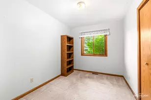 285 E Legner St, Leland, IL 60531 - Photo 10