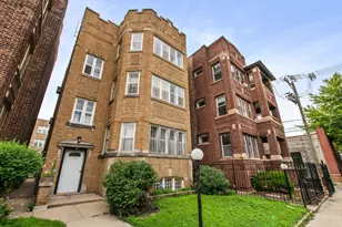 7918 S Champlain Ave, Chicago, IL 60619 - Photo 1