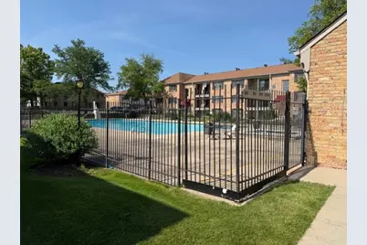 1756 Fayette Walk #C, Hoffman Estates, IL 60169 - Photo 2