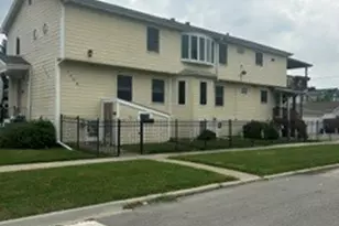 1700 S 7th Ave, Maywood, IL 60153 - Photo 2