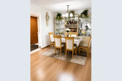 1380 Oakwood Avenue #204, Des Plaines, IL 60016 - Photo 4