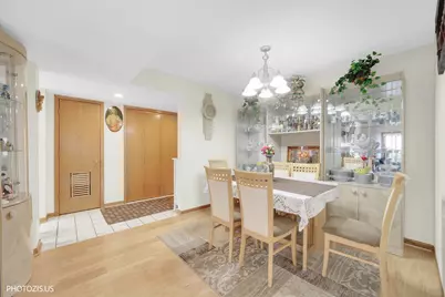 1380 Oakwood Avenue #204, Des Plaines, IL 60016 - Photo 14