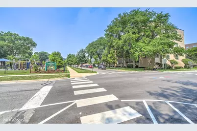 1380 Oakwood Avenue #204, Des Plaines, IL 60016 - Photo 36