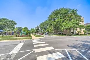 1380 Oakwood Ave, Des Plaines, IL 60016 - Photo 36