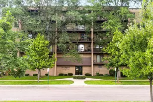 1380 Oakwood Ave, Des Plaines, IL 60016 - Photo 1