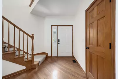 146 Santa Fe Lane, Willow Springs, IL 60480 - Photo 2