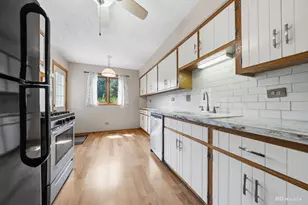 10251 Major Ave, Oak Lawn, IL 60453 - Photo 8