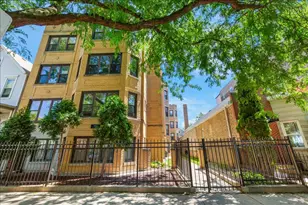 1653 N Fairfield Ave, Chicago, IL 60647 - Photo 1