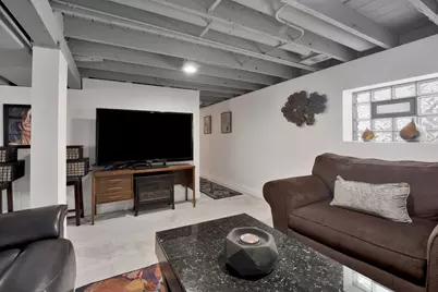 5845 W Cornelia Avenue, Chicago, IL 60634 - Photo 22