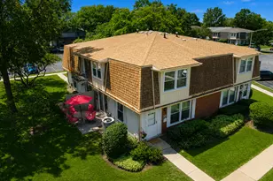2208 Ramsey Cir, Schaumburg, IL 60194 - Photo 1