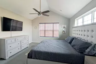 3S481 Barkley Ave, Warrenville, IL 60563 - Photo 12